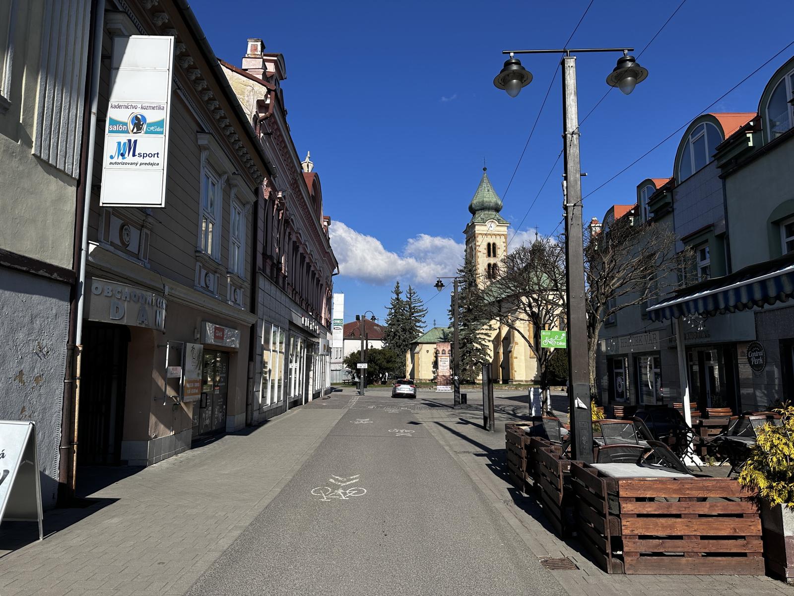 TOP PRIESTOR NA PRENÁJOM – PEŠIA ZÓNA Liptovský Mikuláš – fotka 2