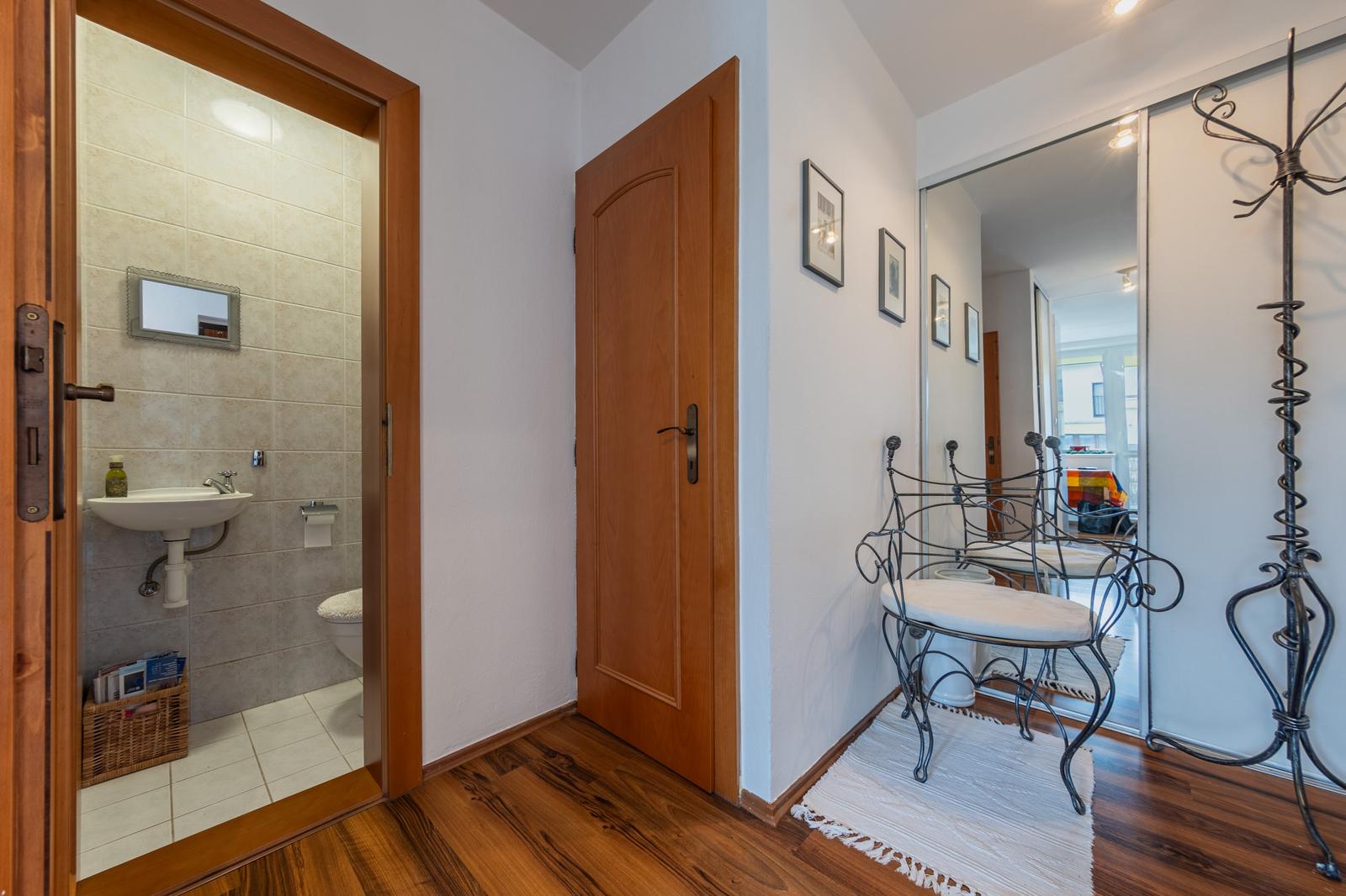 Priestranný 5-izbový mezonet | 137 m² + TERASA | 3 BALKÓNY | GARÁŽ – fotka 2
