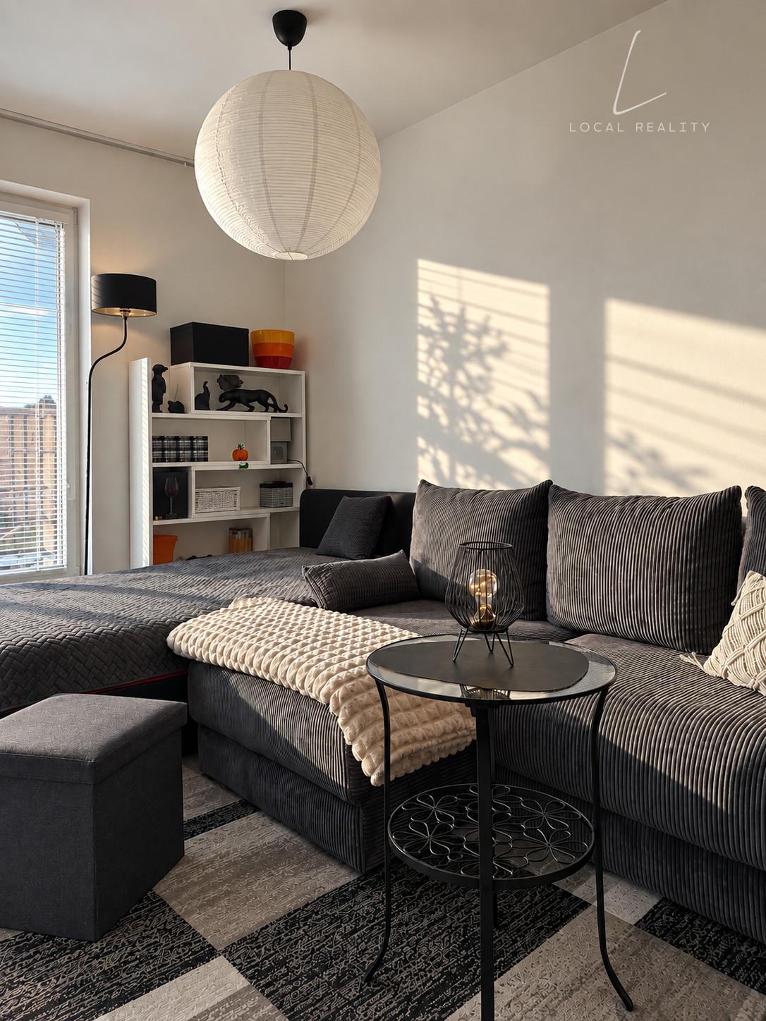 EXKLUZÍVNY 1-izbový byt s lodžiou | ROVINKA📍| 38,16m² – fotka 2