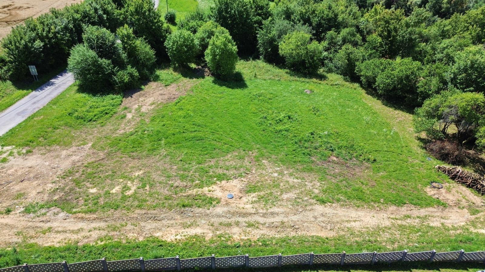 Predaj pozemku v Rakove o výmere 925m2 – fotka 2