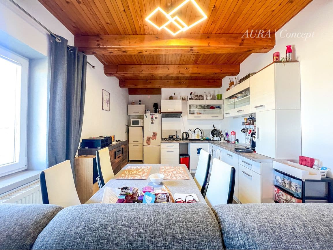 Predaj | Viac-izbový rodinný dom s nadstavbou, Bystrička – fotka 2