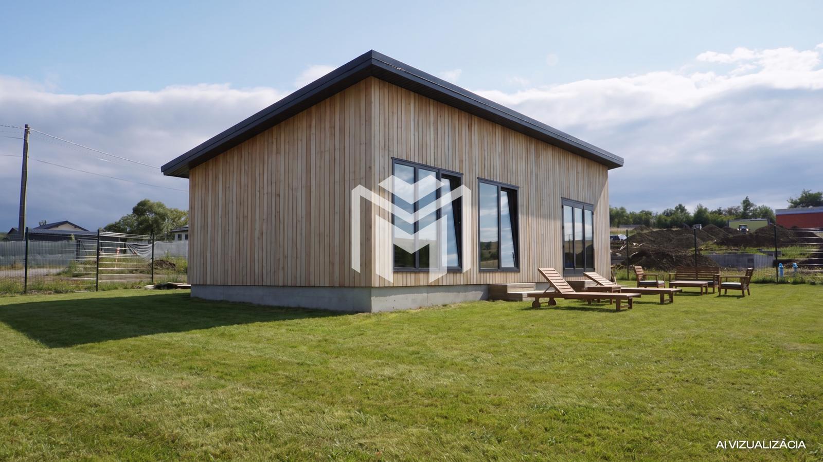 BÝVANIE INAK I DOM NA 923 M² POZEMKU I CHRASTNÉ