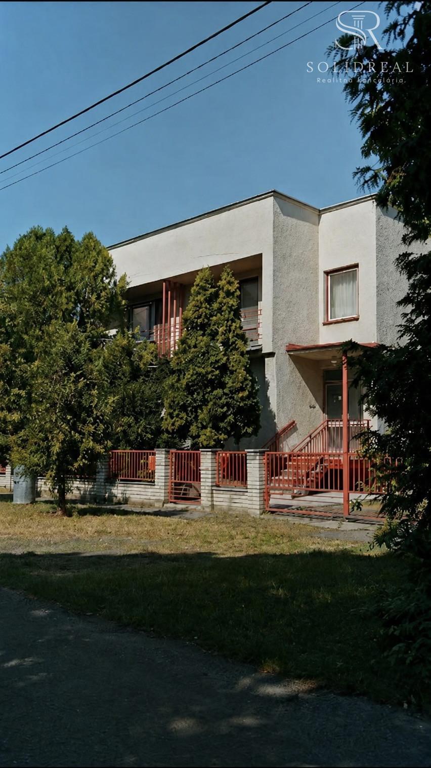 PREDAJ Obrovský investičný pozemok so starším domom – fotka 2