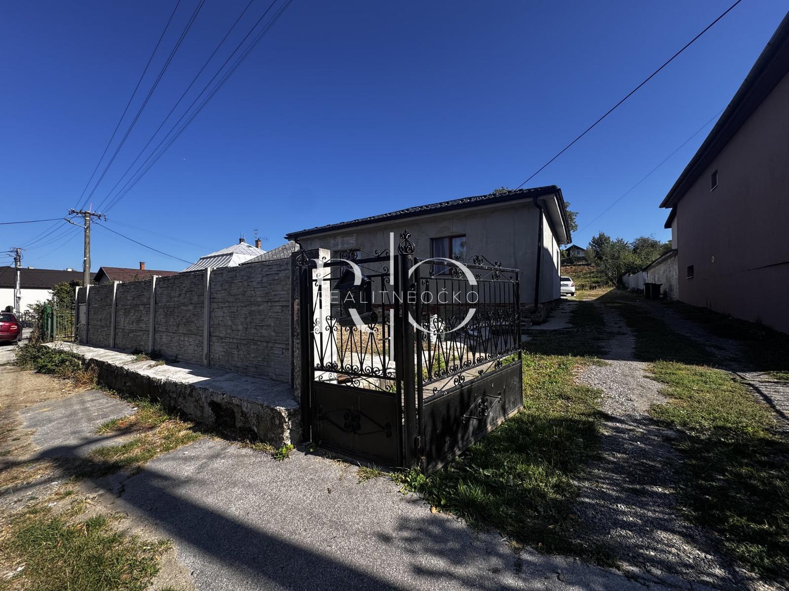 Rodinný dom s veľkým pozemkom v obci Kráľovce - okr. Košice