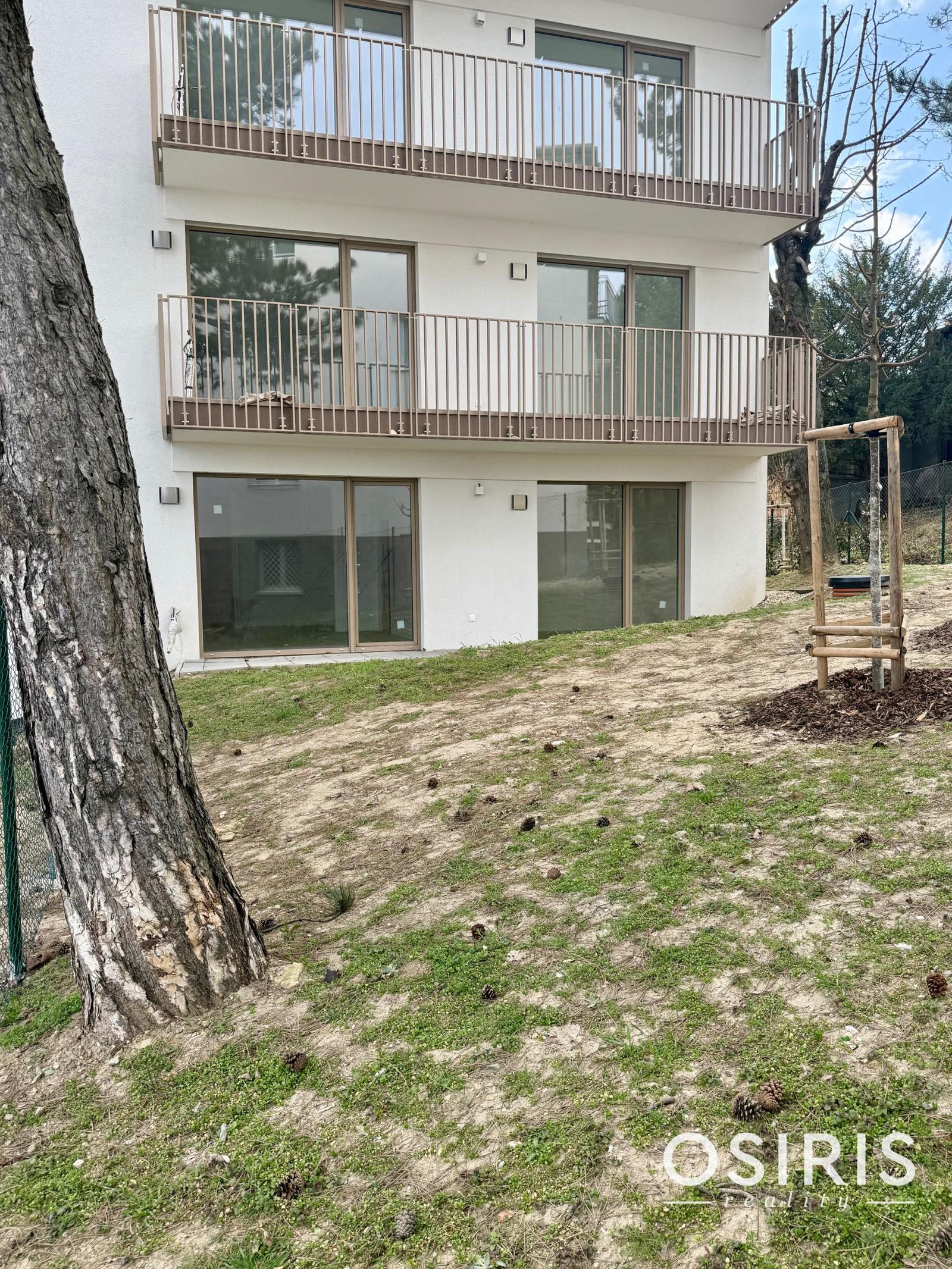 Skolaudované - 4 izb. byt s veľkou predzáhradkou - Winehills – fotka 2