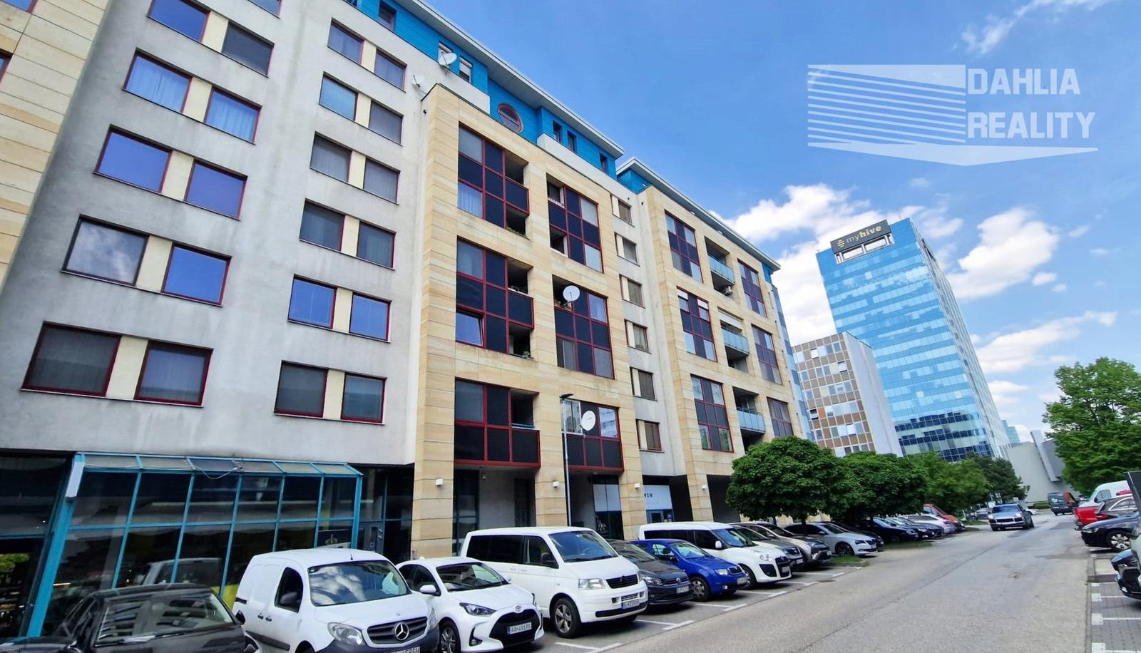 Predaj obchodné priestory 574 m2 Bratislava širšie centrum pri OC VIVO – fotka 2
