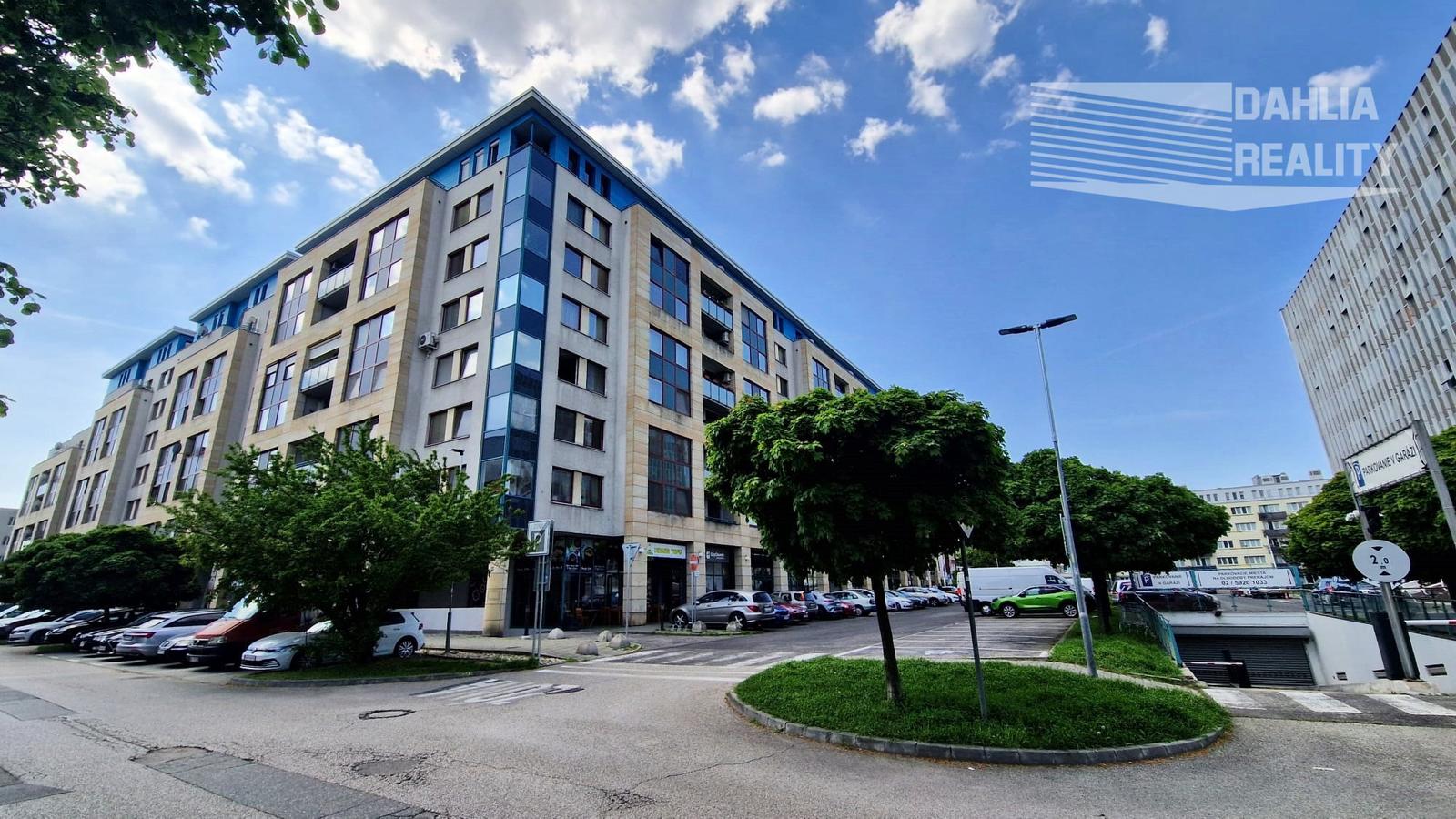 Predaj obchodné priestory 574 m2 Bratislava širšie centrum pri OC VIVO