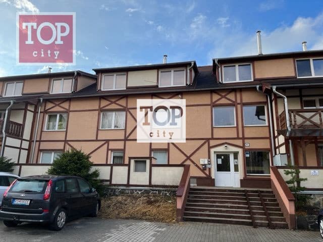 Predaj Vysoké Tatry -  2 izbový apartmán 60 m2 s veľkou zasklenou terasou. – fotka 2