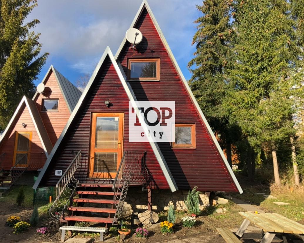 Predaj chata Vysoké Tatry - Štôla,podlahová plocha 52 m2 ,pozemok 302 m2.