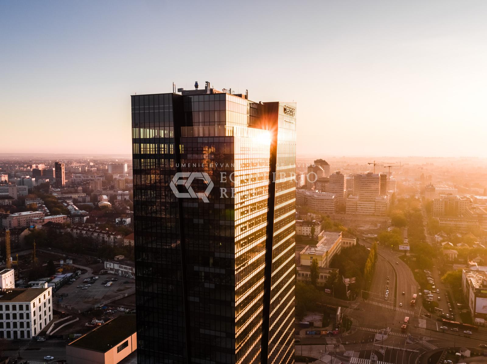 PRENÁJOM - PRESTÍŽNE KANCELÁRIE NA 28. POSCHODÍ NIVY TOWER