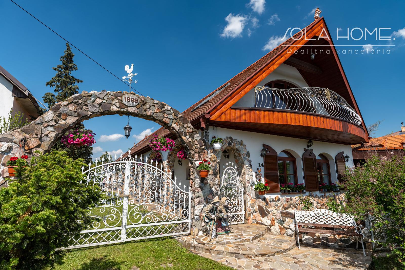 NA PREDAJ ROZPRÁVKOVÝ 5 IZBOVÝ DOM S KRÁSNYM POZEMKOM  | MALÁ IDA - IDANSKÁ ULICA