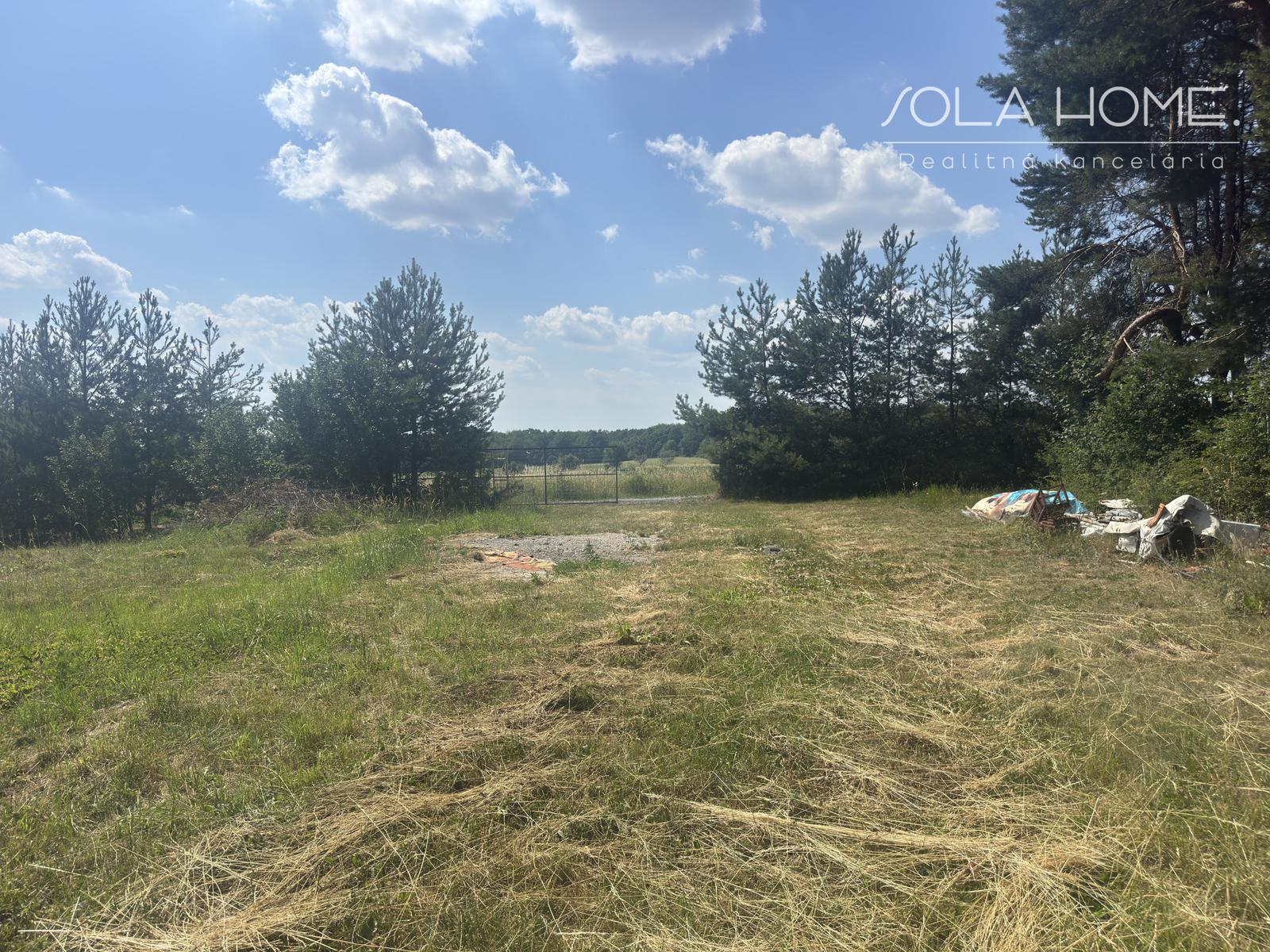 NA PREDAJ KRÁSNY POZEMOK NA STAVBU CELOROČNEJ CHATY | VYŠNÁ KAMENICA | 528 m2 – fotka 2