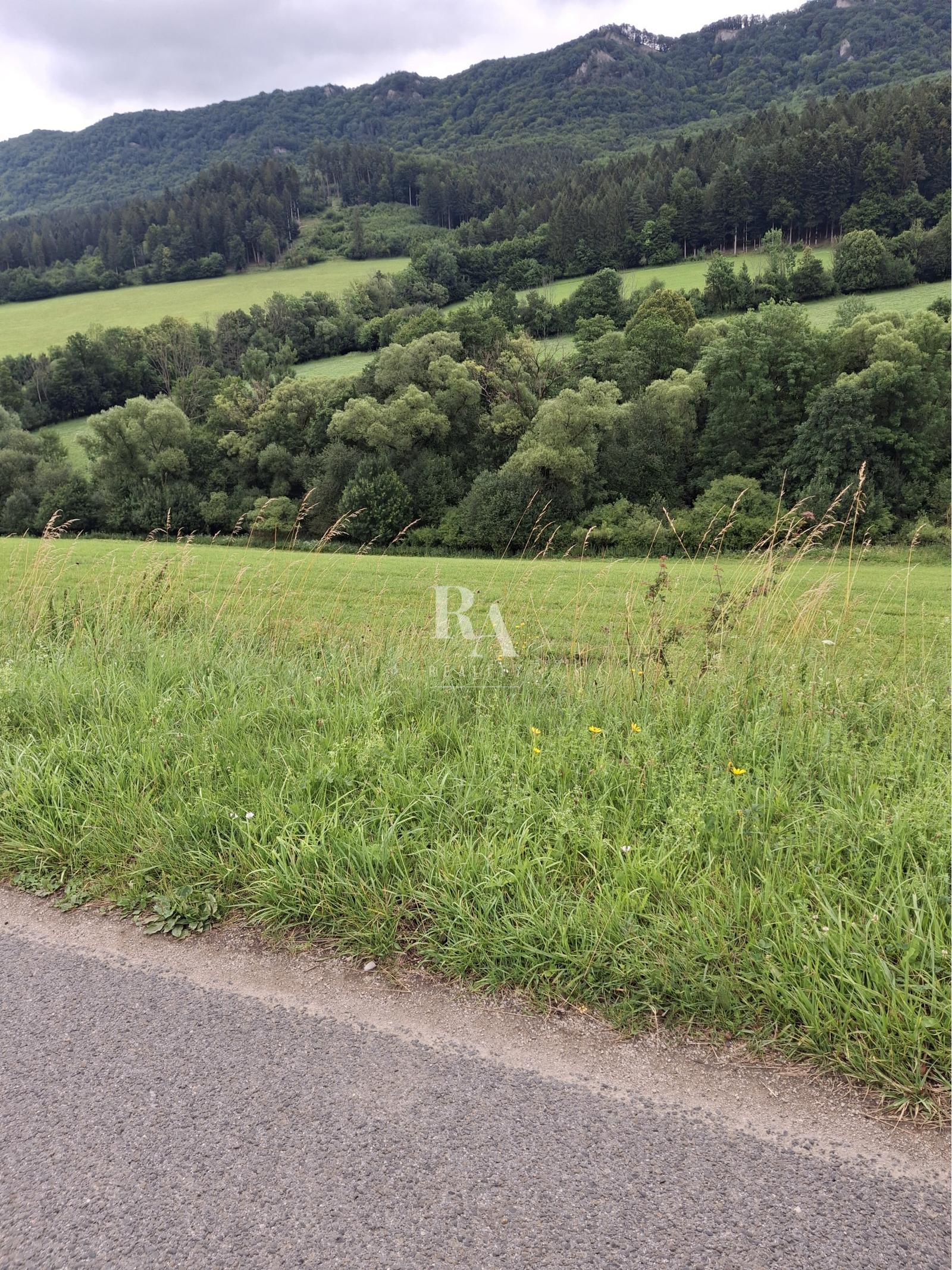 Predaj orná pôda Súľov-Hradná 8102 m2 – fotka 2