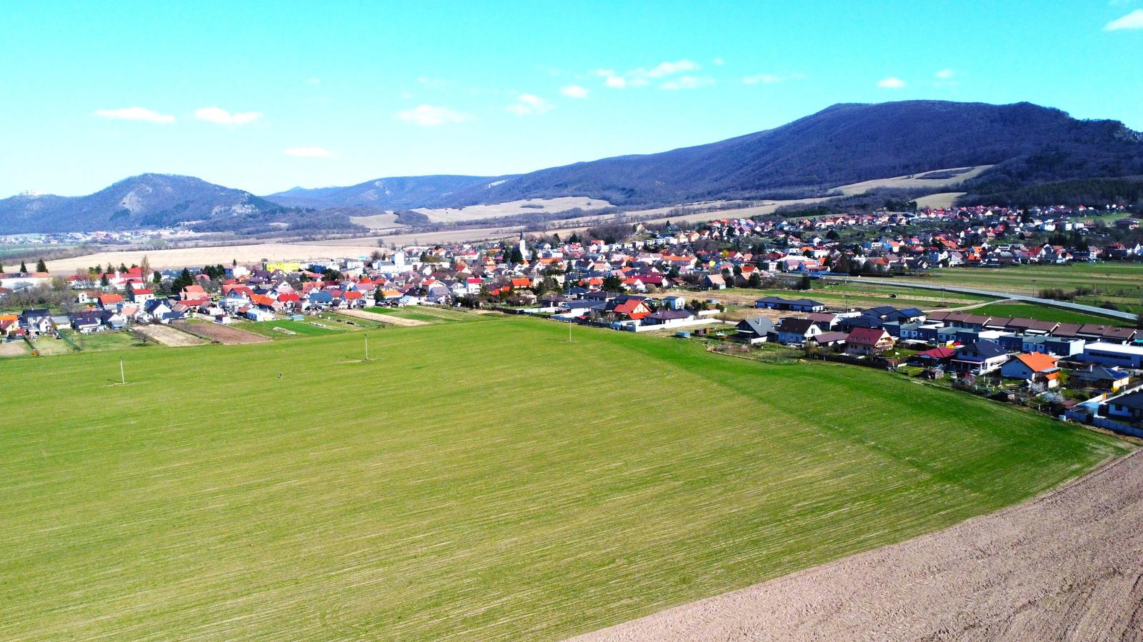 Pozemok pre developera - Slnečné pozemky Sološnica