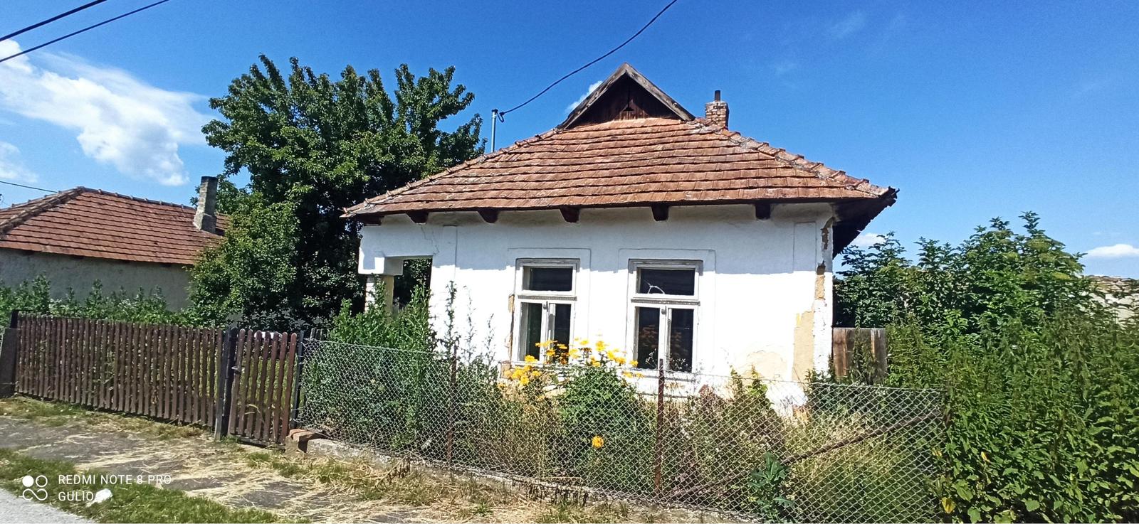 Menší domček v Tornyosnémeti, 1km za hranicou – fotka 2