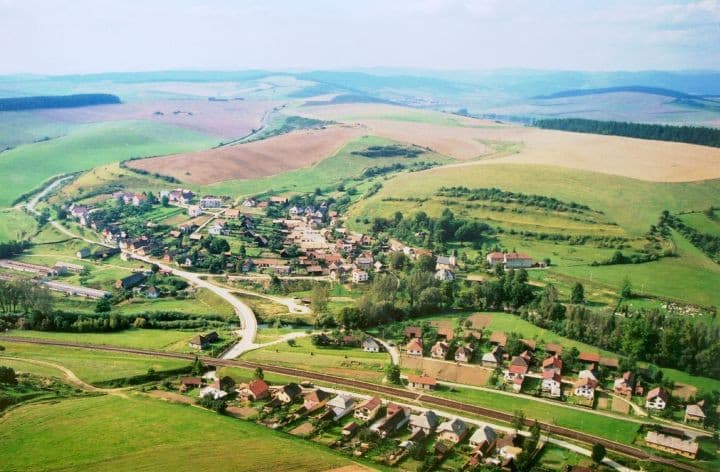 Ponúkame na predaj podiely na pozemkoch rôzneho druhu