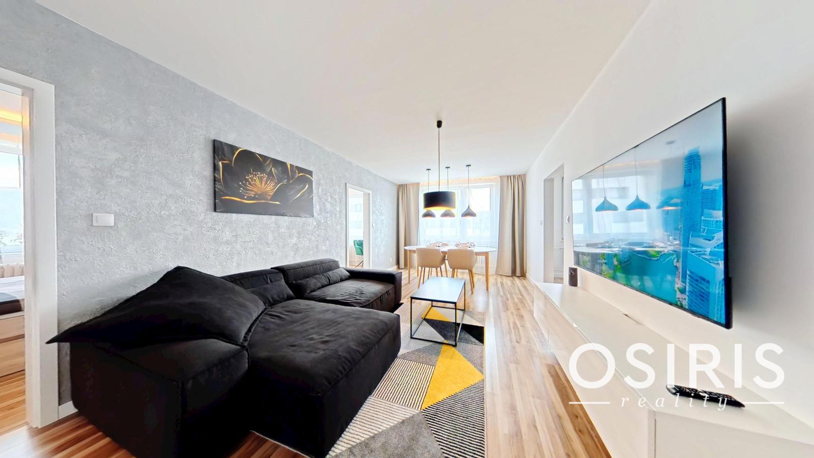 Priestranný 3i byt po luxusnej rekonštrukcii – fotka 2