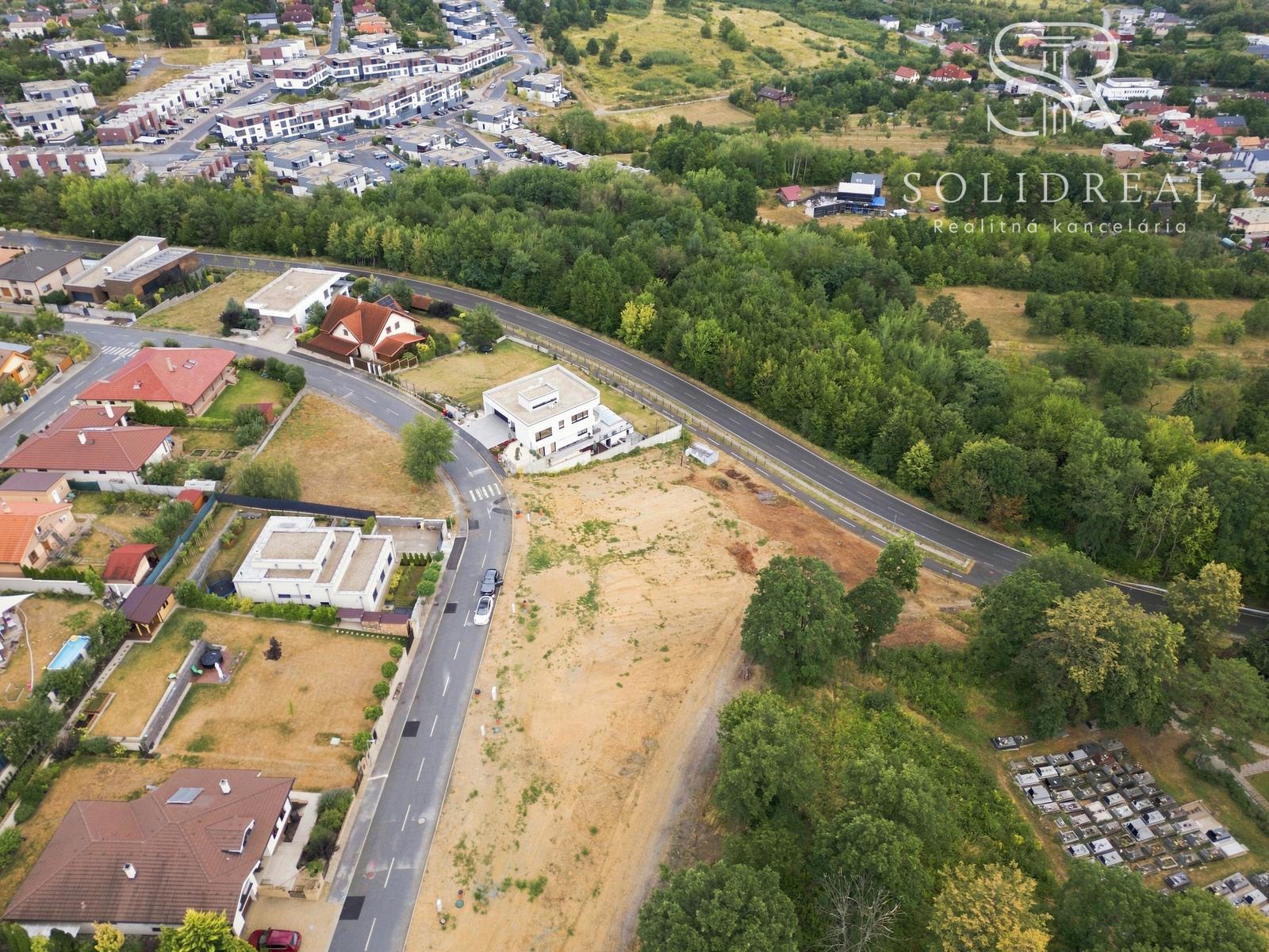 Výnimočný stavebný pozemok 20 árov, mestská časť Košice- Lorinčík
