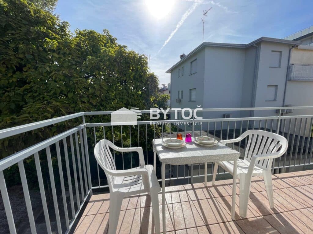 BYTOČ RK -  1-izb. apartmán s terasou a parkovaním v Taliansku - Lignano