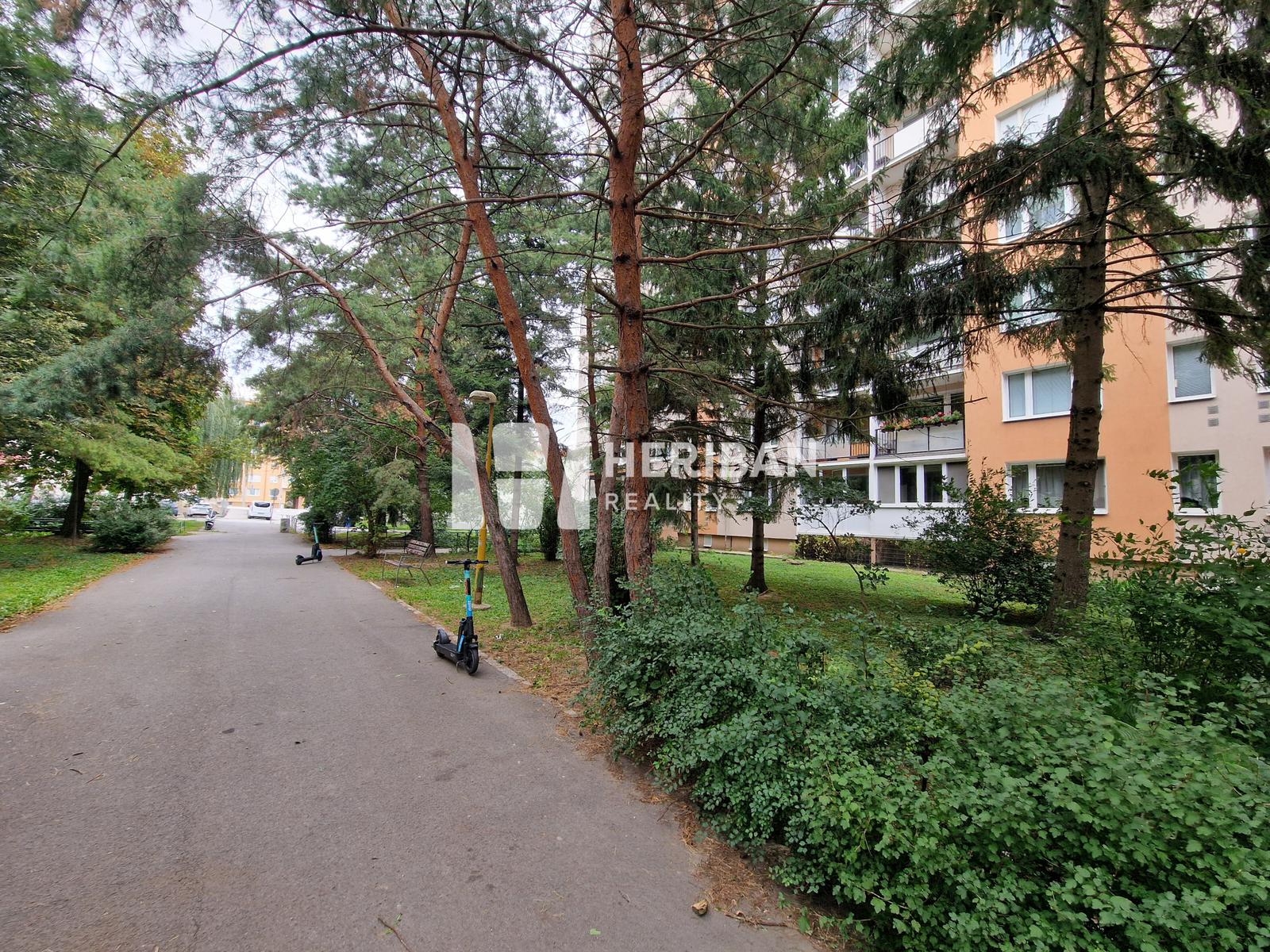 1izb.byt s logiou, 41m2, Braniskova ul, KE-Staré mesto