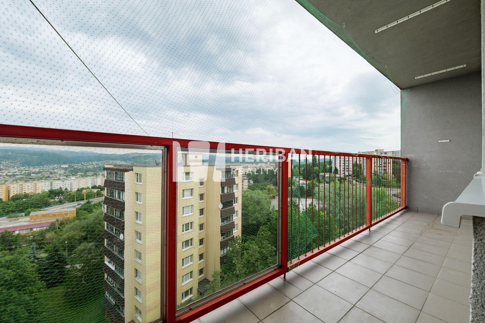 3-izb.byt s 6m logiou, 70m2, Zupkova ul, KE-Furča