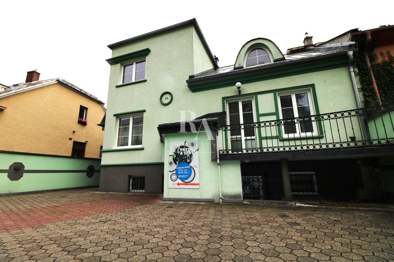 PREDAJ POLYFUNKČNÁ VILA V BLÍZKOM CENTRE MESTA – fotka 2