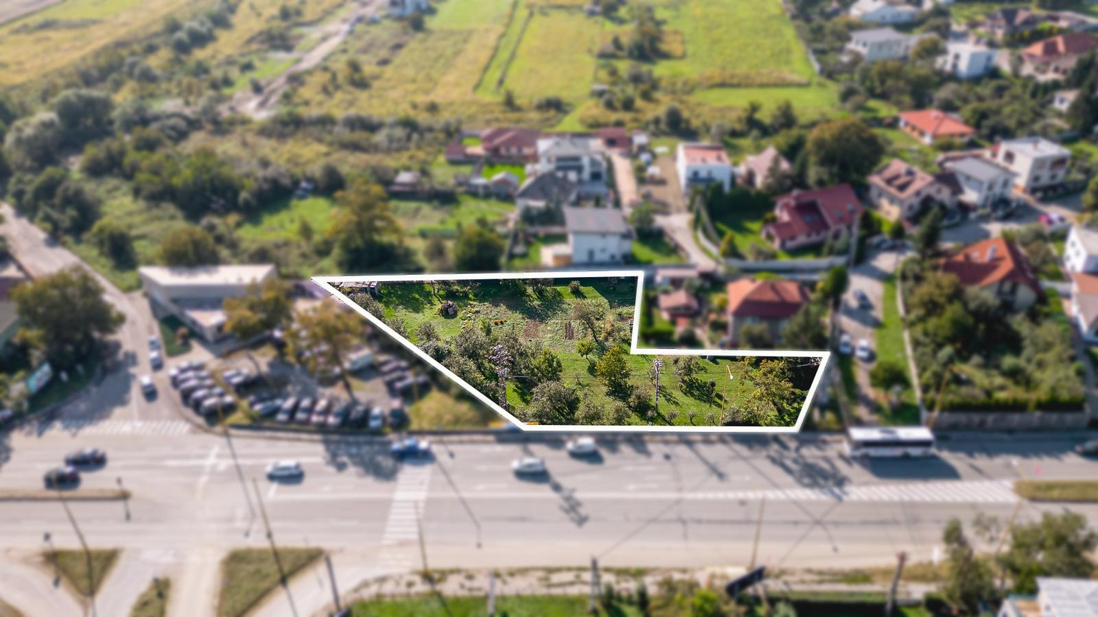 KOMERČNÝ POZEMOK 1 877 m², KOŠICE – BARCA, hlavná cesta