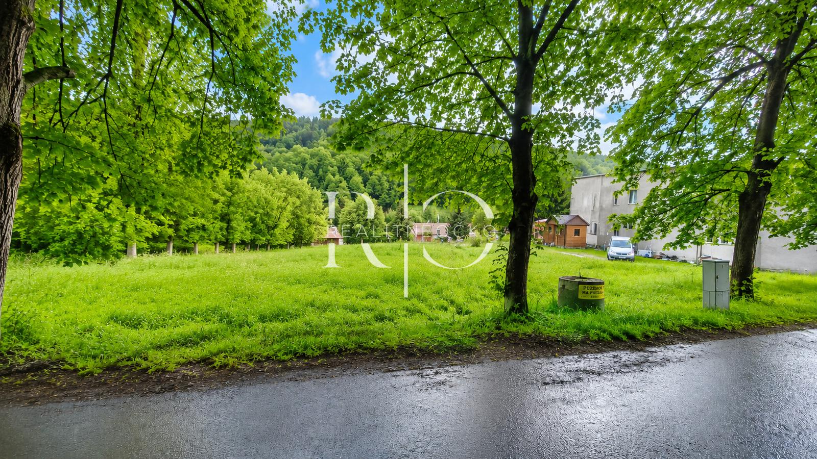 Na predaj stavebný pozemok - Kremnica – fotka 2