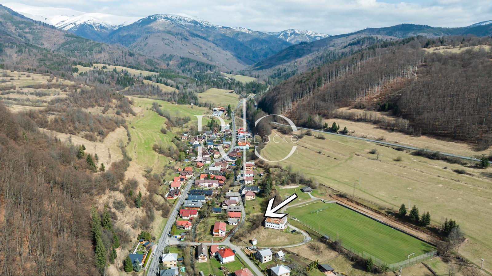 Na predaj Stavebný pozemok 1216 m2  , Mýto pod Ďumbierom – fotka 2