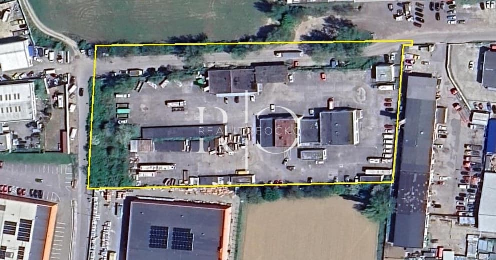 Na predaj priemyselný areál-13 516 m²,Trenčín-časť Záblatie