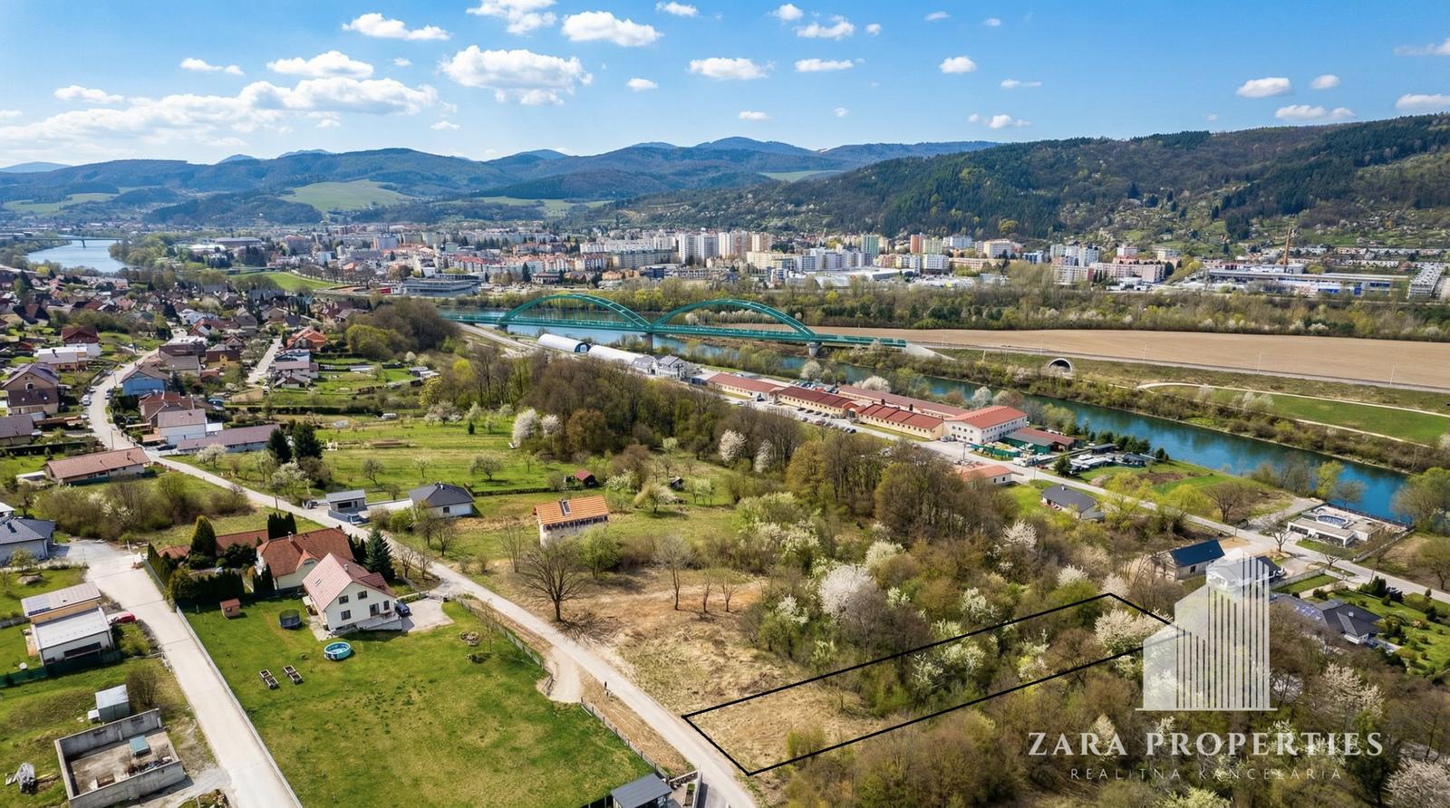 Pozemok na výstavbu rodinného domu - Nové Nosice, Púchov