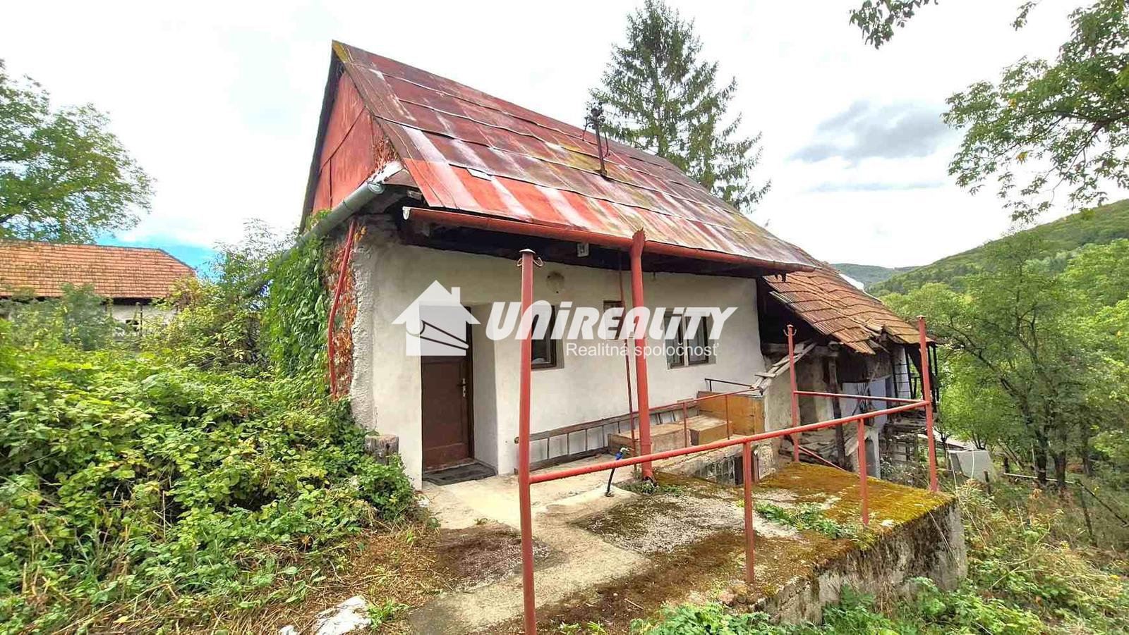 KŠINNÁ – starší domček na víkendy po čiastočnej rekonštrukcii / pozemok 830 m2