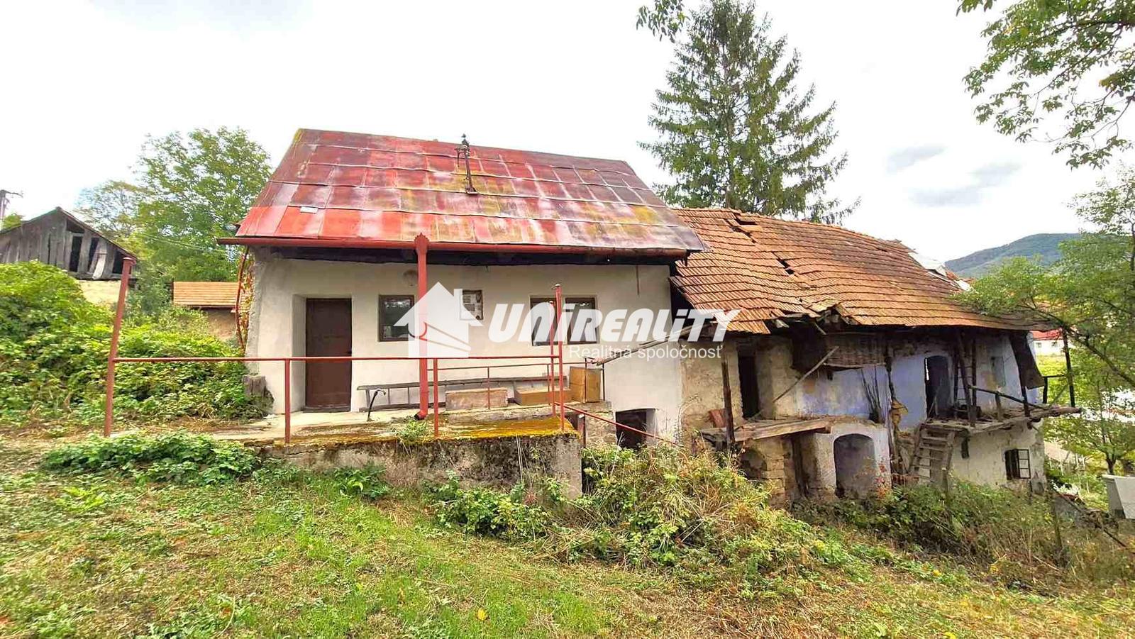 KŠINNÁ – starší domček na víkendy po čiastočnej rekonštrukcii / pozemok 830 m2 – fotka 2