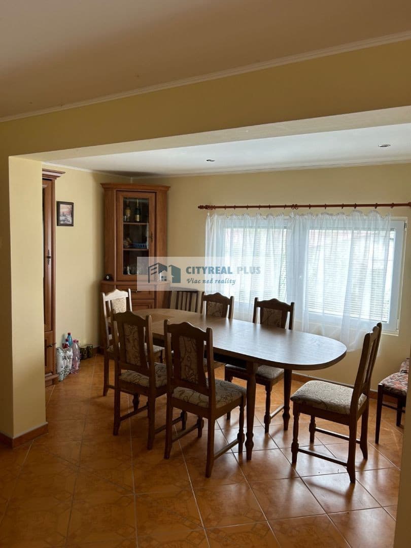 Znížená CENA !!§Ponúkam Vám na predaj zrekonštruovanú Chatu na celoročné bývanie