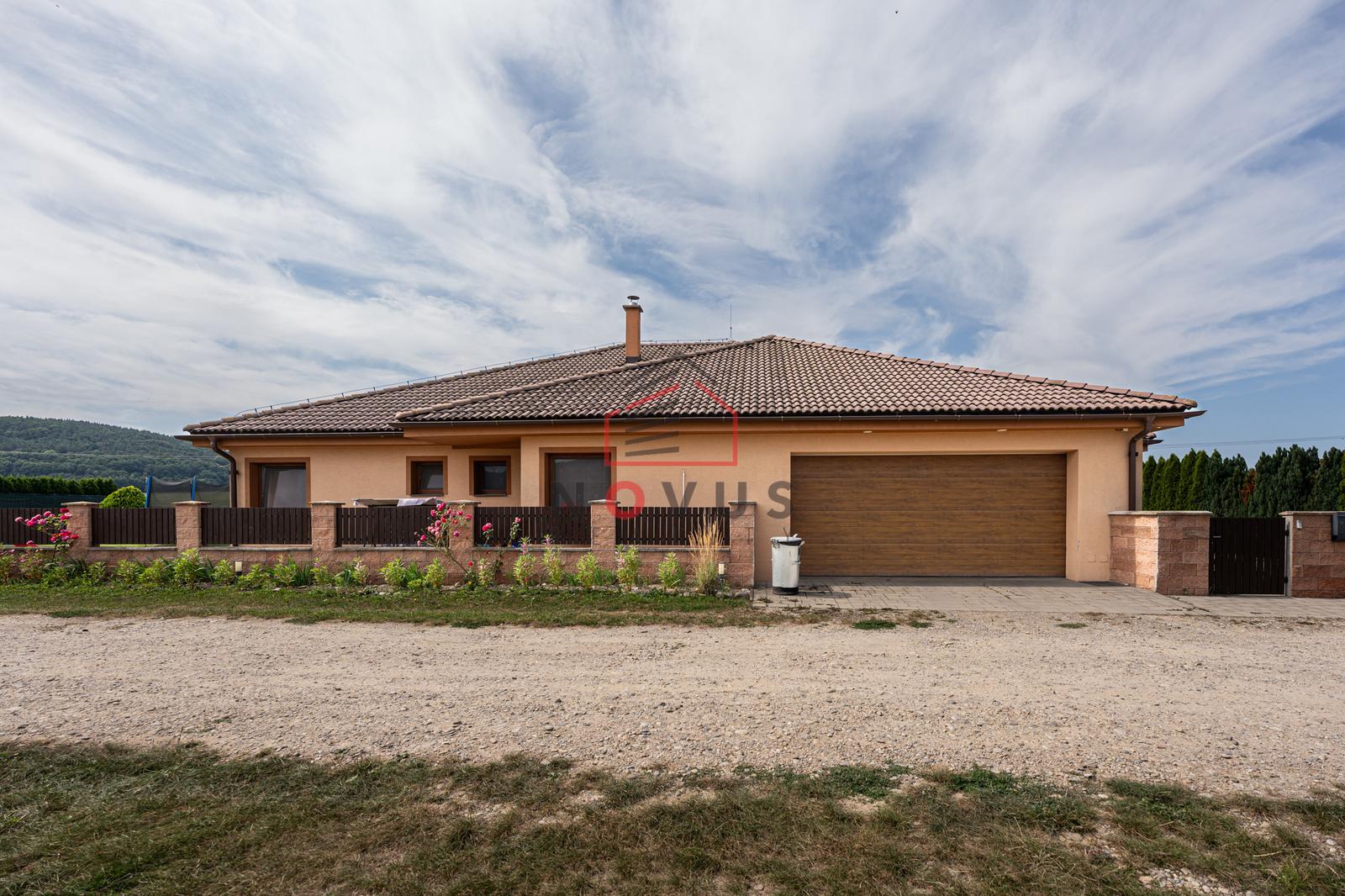 Na predaj rodinný dom - bungalov, Košeca