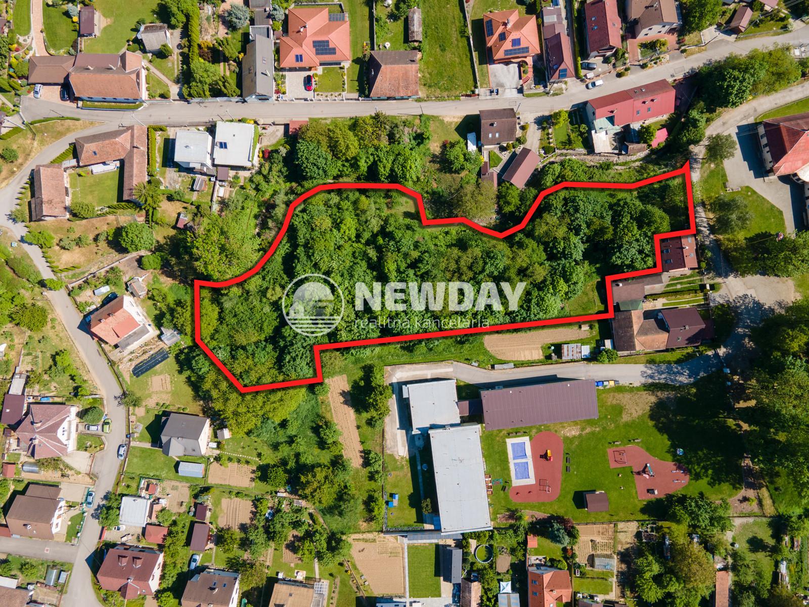 NA PREDAJ stavebný pozemok pre výstavbu bytových domov Ilava - Klobušice, 5108 m2 – fotka 2
