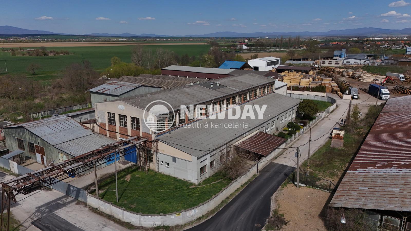 NEWDAY | NA PREDAJ funkčný a udržiavaný výrobný areál | 2400 m2 vnútorná rozloha | 5500 m2 pozemok | Priemyselný park – Bošany