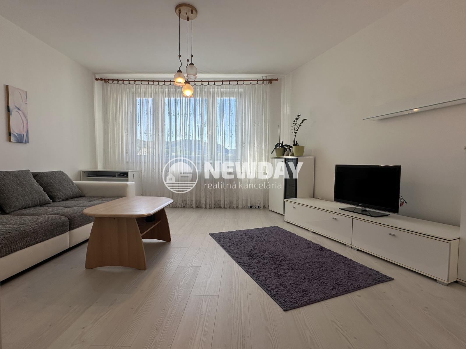 NEWDAY | NA PRENÁJOM | 3-izbový byt s lodžiou | Pod hájom - "Účko" | 69 m²