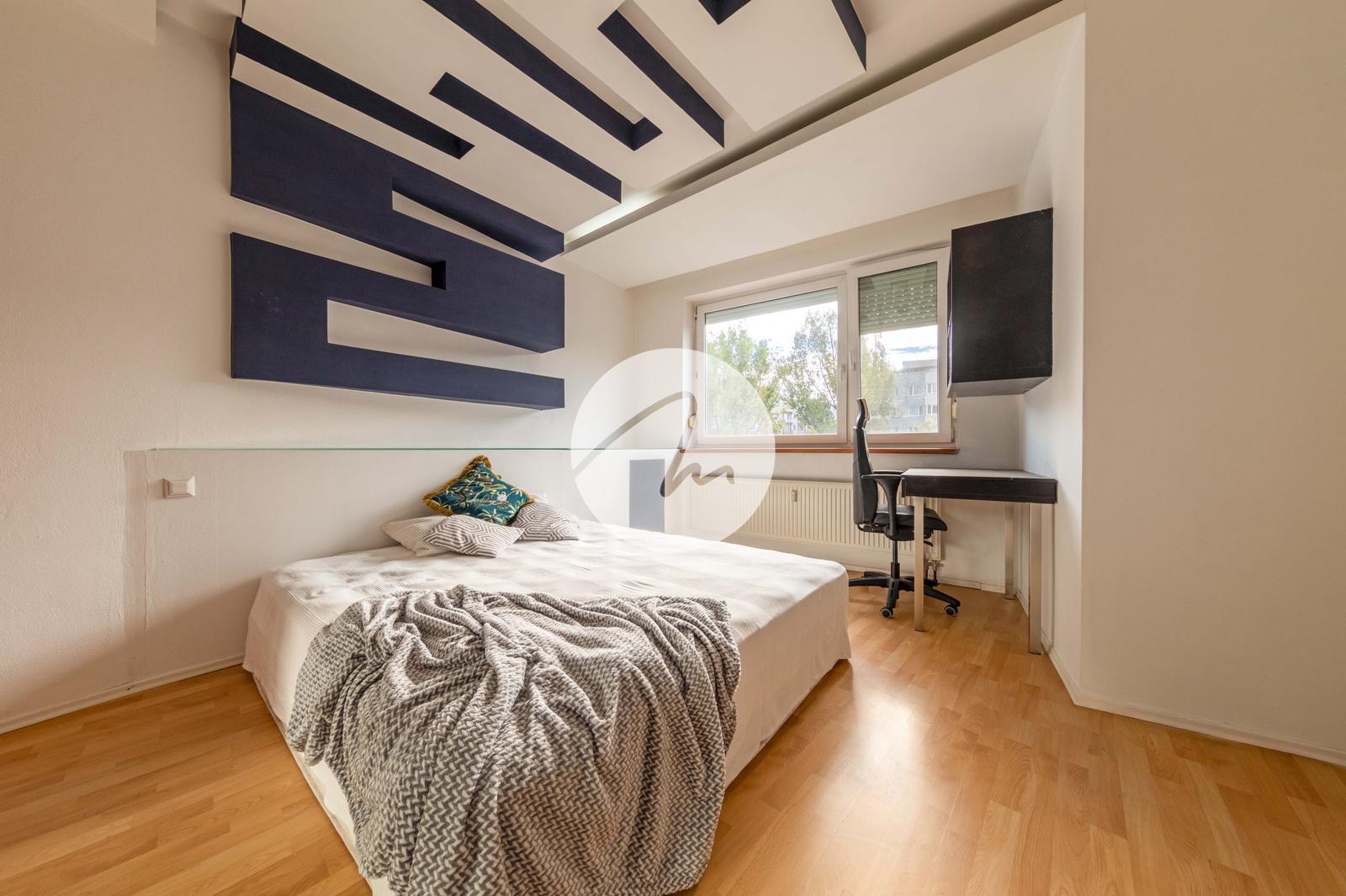 116 m² priestoru v Ružinove + zimná záhrada, garáž, 30 m² sklad – fotka 2