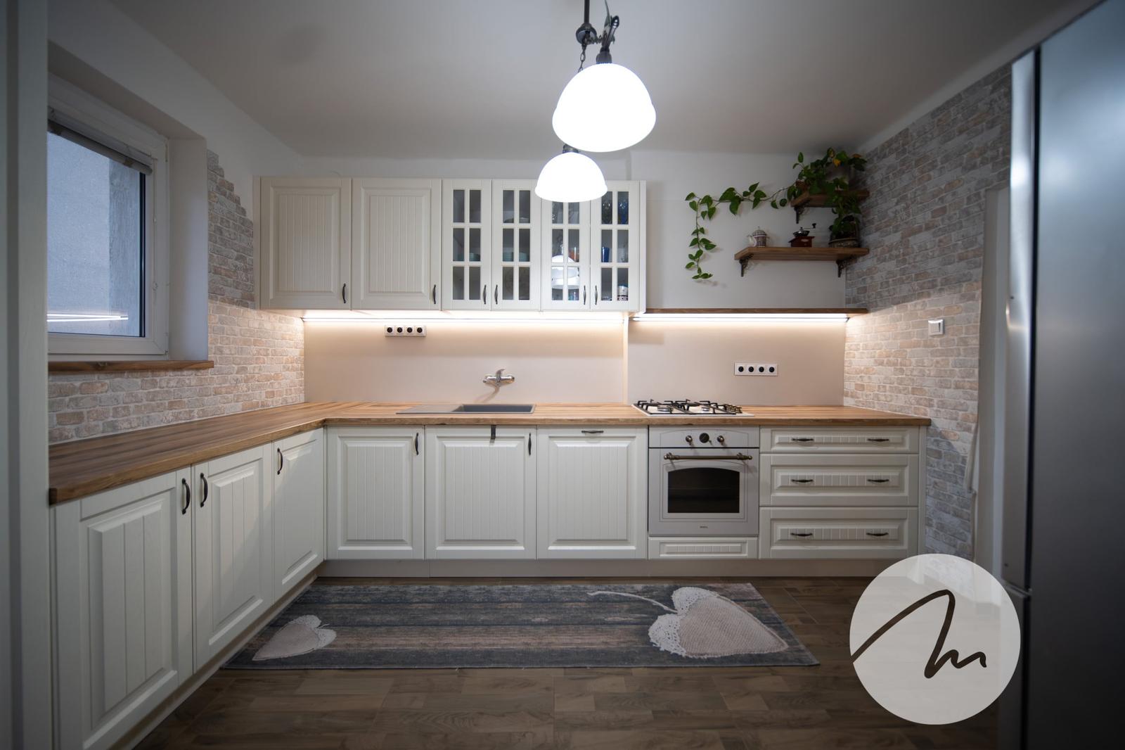 Priestor pre rodinu 4-izbový dom, Viničné, pozemok 1 960 m² – fotka 2