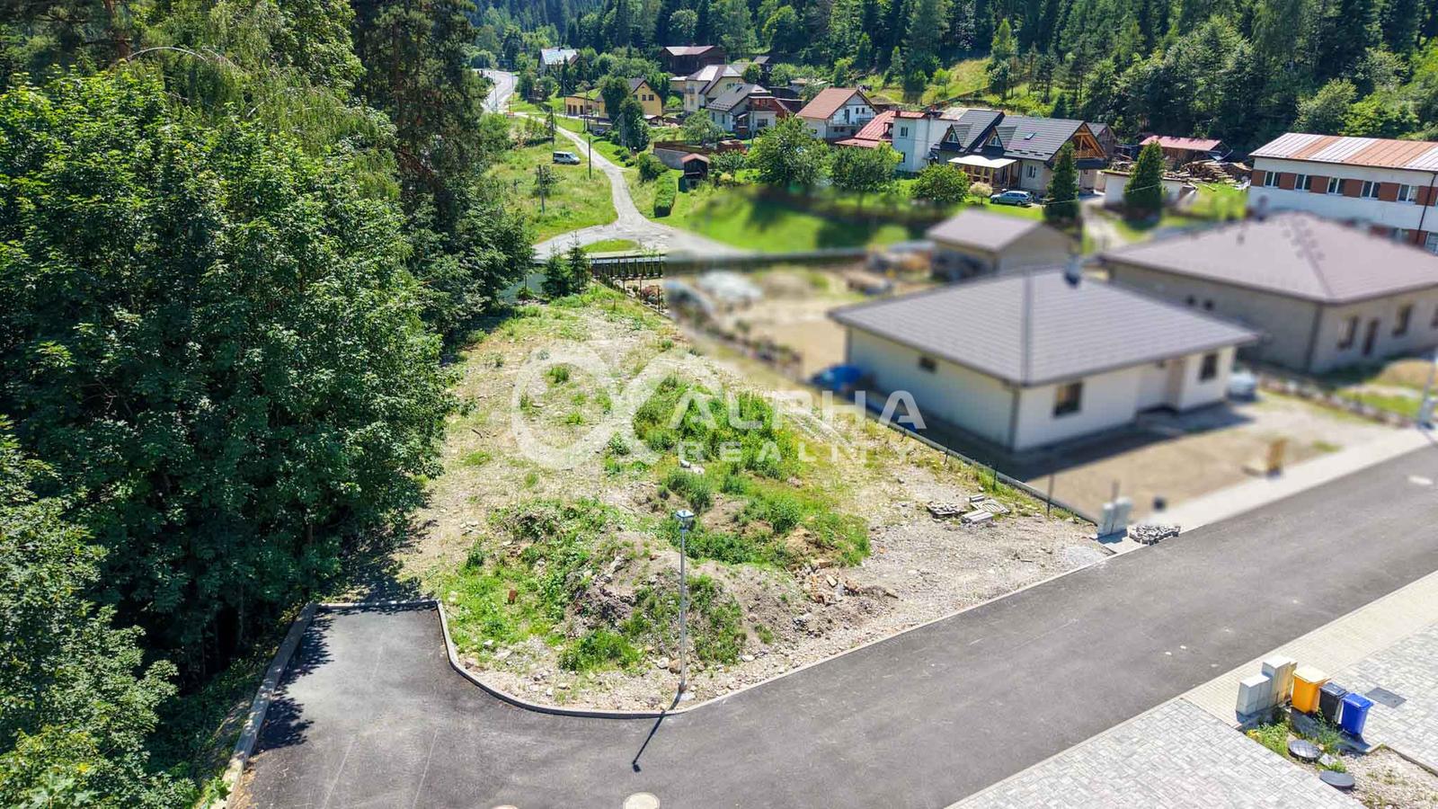 EXKLUZÍVNE Stavebný pozemok, 916m2, Novoveská Huta – fotka 2