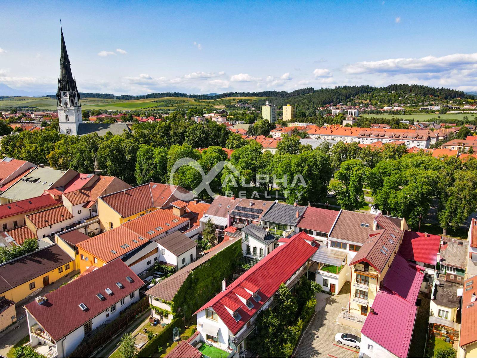 Exkluzívny 2 izbový byt s parkovaním, centrum, Spišská Nová Ves