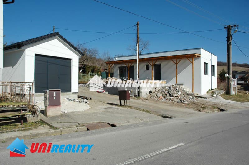 MALÉ KRŠTEŇANY - Novostavba RD s garážou