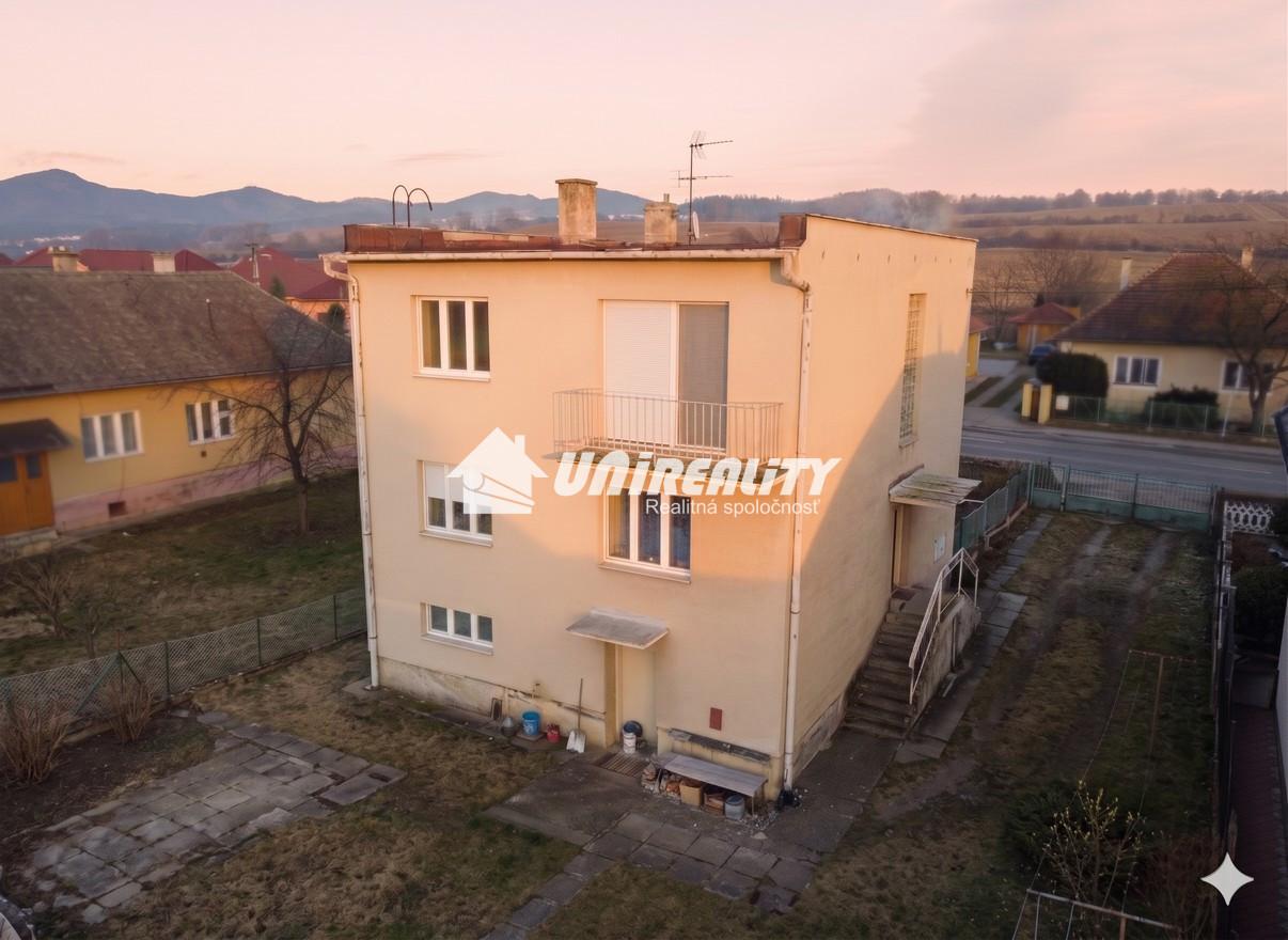 PODLUŽANY - dvojpodlažný rodinný dom / pozemok 1.897 m2 – fotka 2