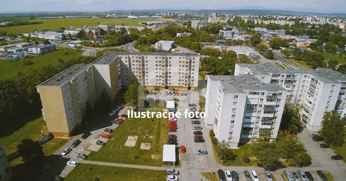 Garsónka s loggiou na sídlisku Východ v Michalovciach