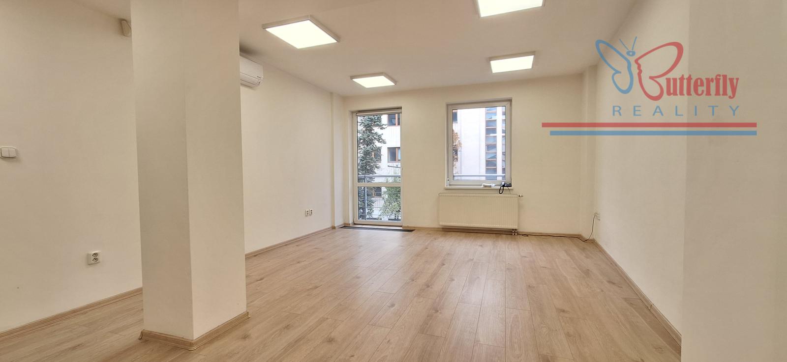 NA PRENÁJOM: kancelárie 28 m2, 30 m2, Jozefská ul., Staré Mesto