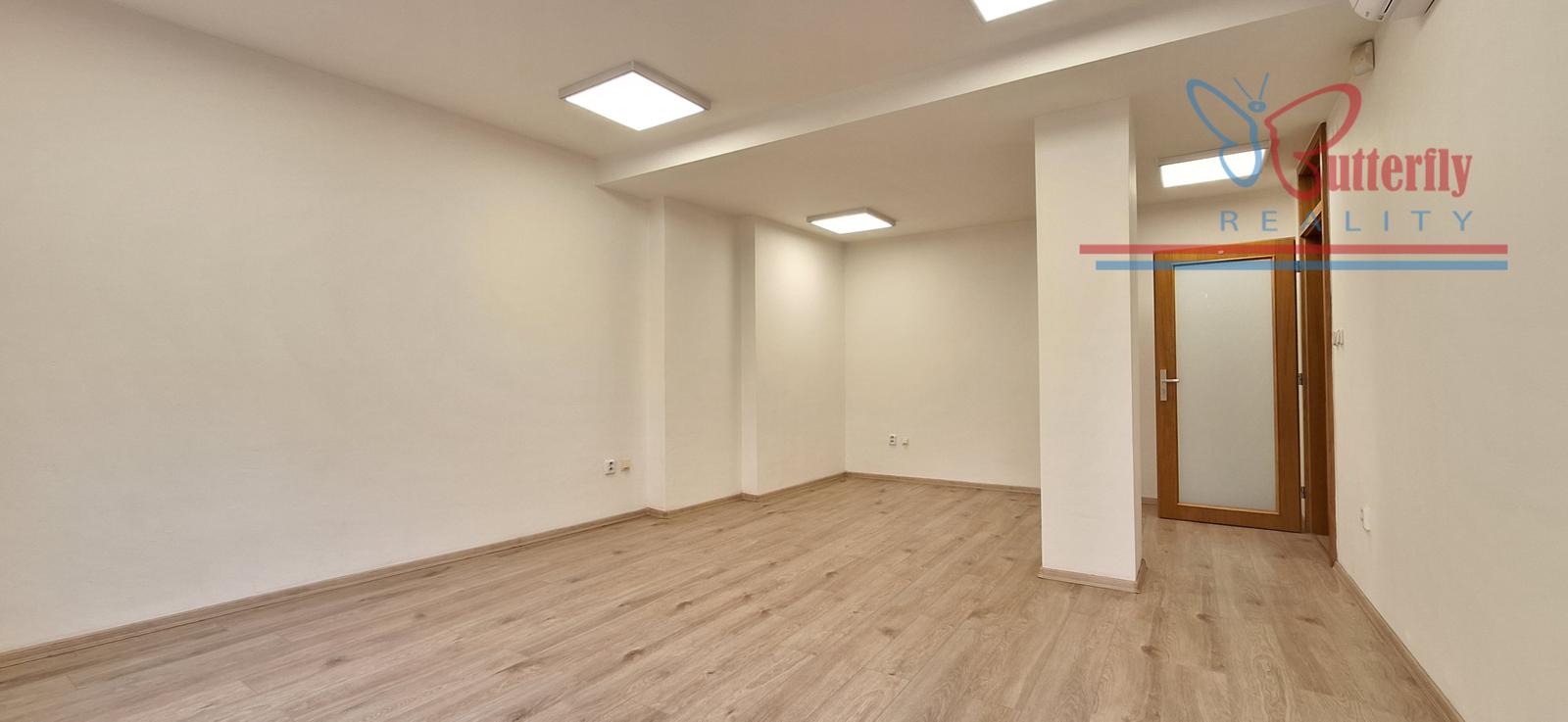 NA PRENÁJOM: kancelárie 28 m2, 30 m2, Jozefská ul., Staré Mesto – fotka 2