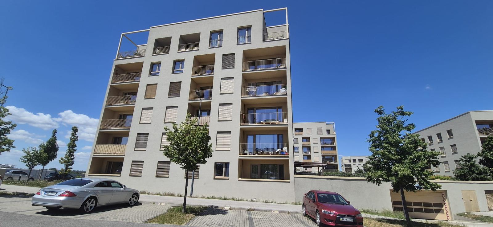 Predaj, 3 i byt s balkónom a garážovým státím, ul. Z. Shelingovej, Bratislava, m.č. DNV