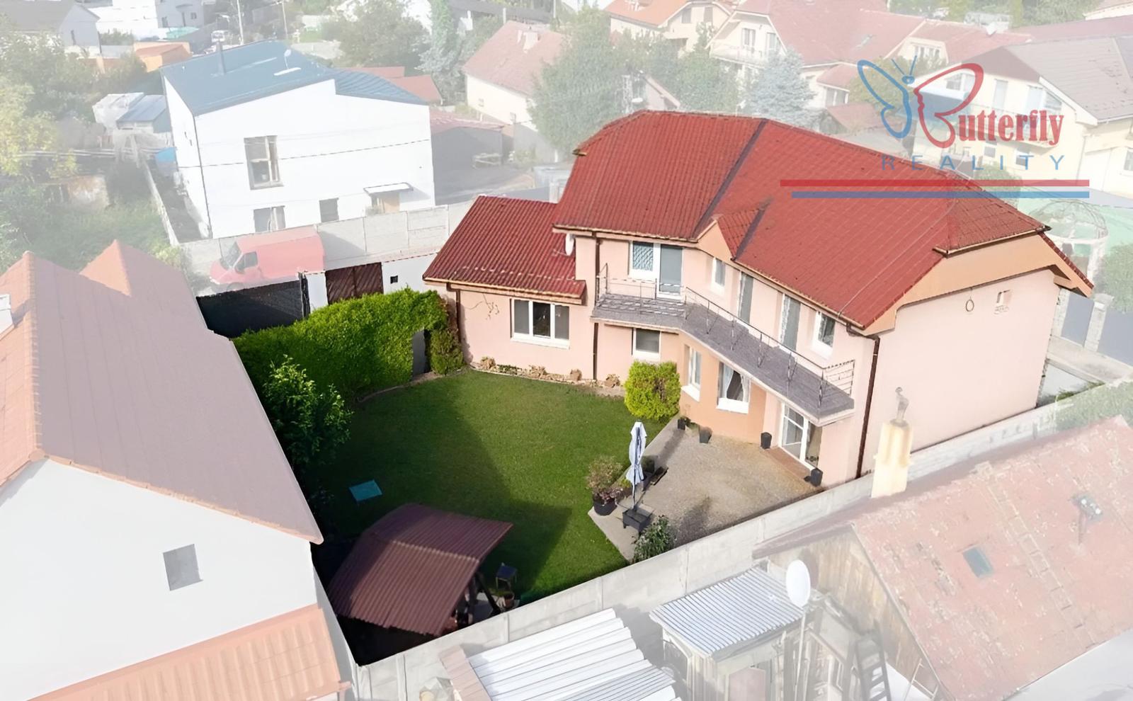 PREDAJ 5i dom v BA bez zápch, záhrada, garáž, kancelária – fotka 2