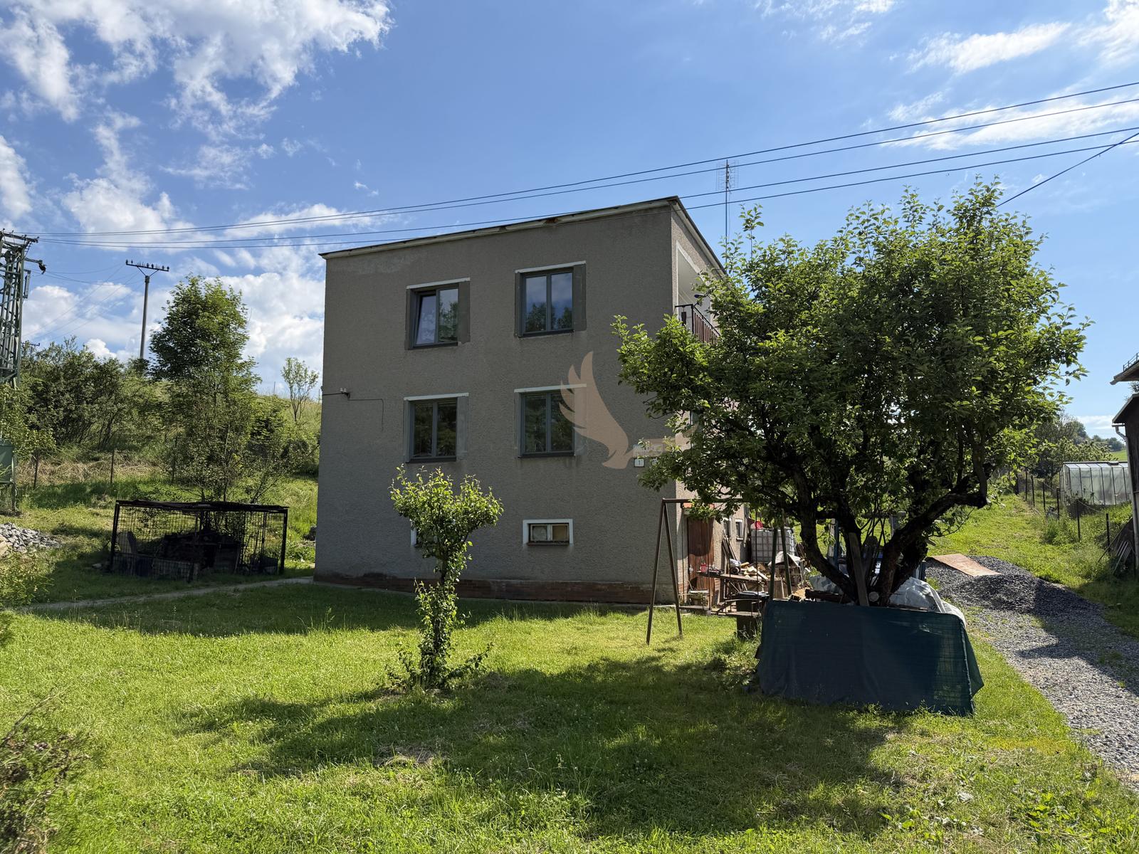 --Znížená cena -- Rodinný dom na predaj Brezno - Mazorníkovo